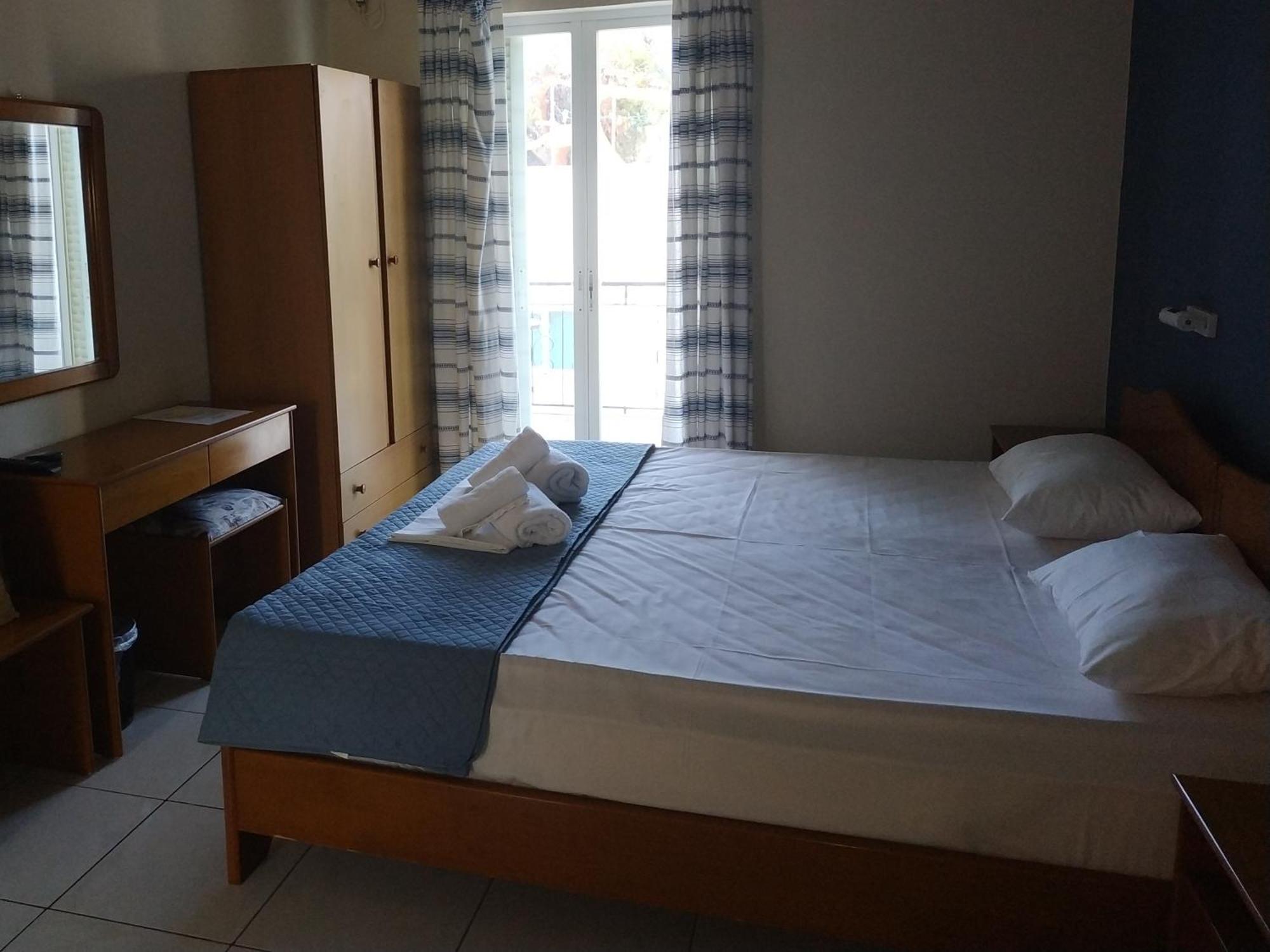 Apartments By Evita'S Resort Πόρος Εξωτερικό φωτογραφία